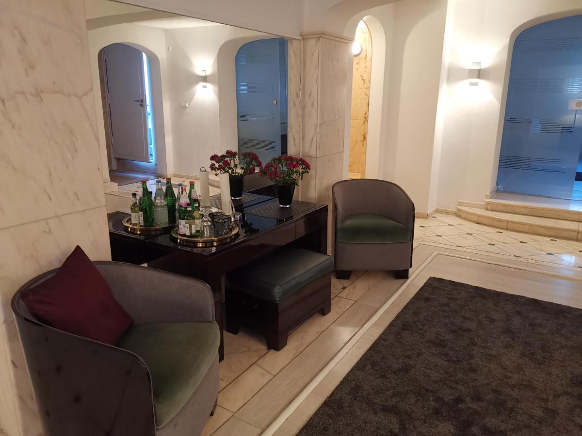 Wellness Appartement Düsseldorf Eksteriør bilde
